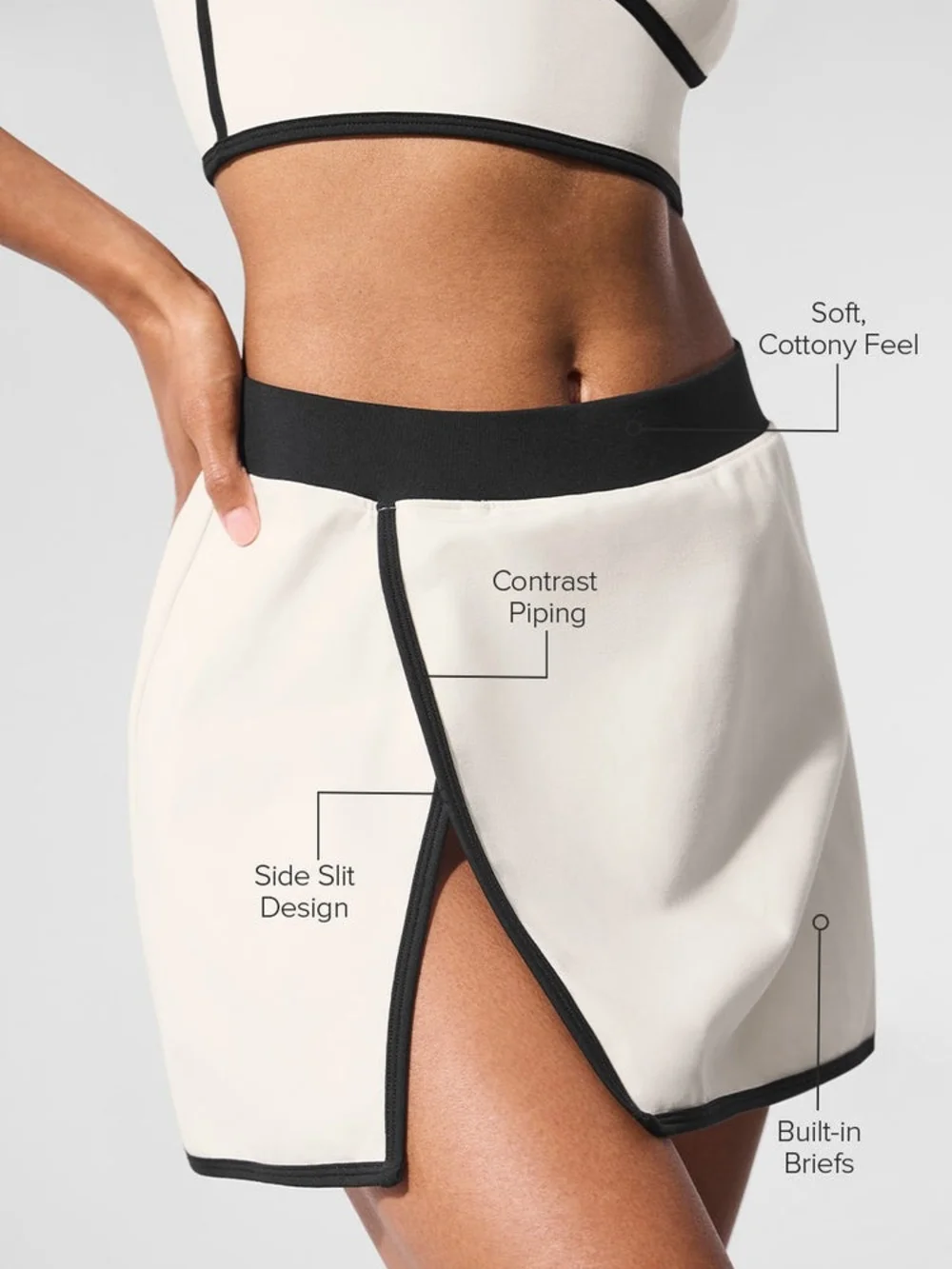 ALO Yoga Airbrush Streamlined Ivory Skirt with Black Trim NWT